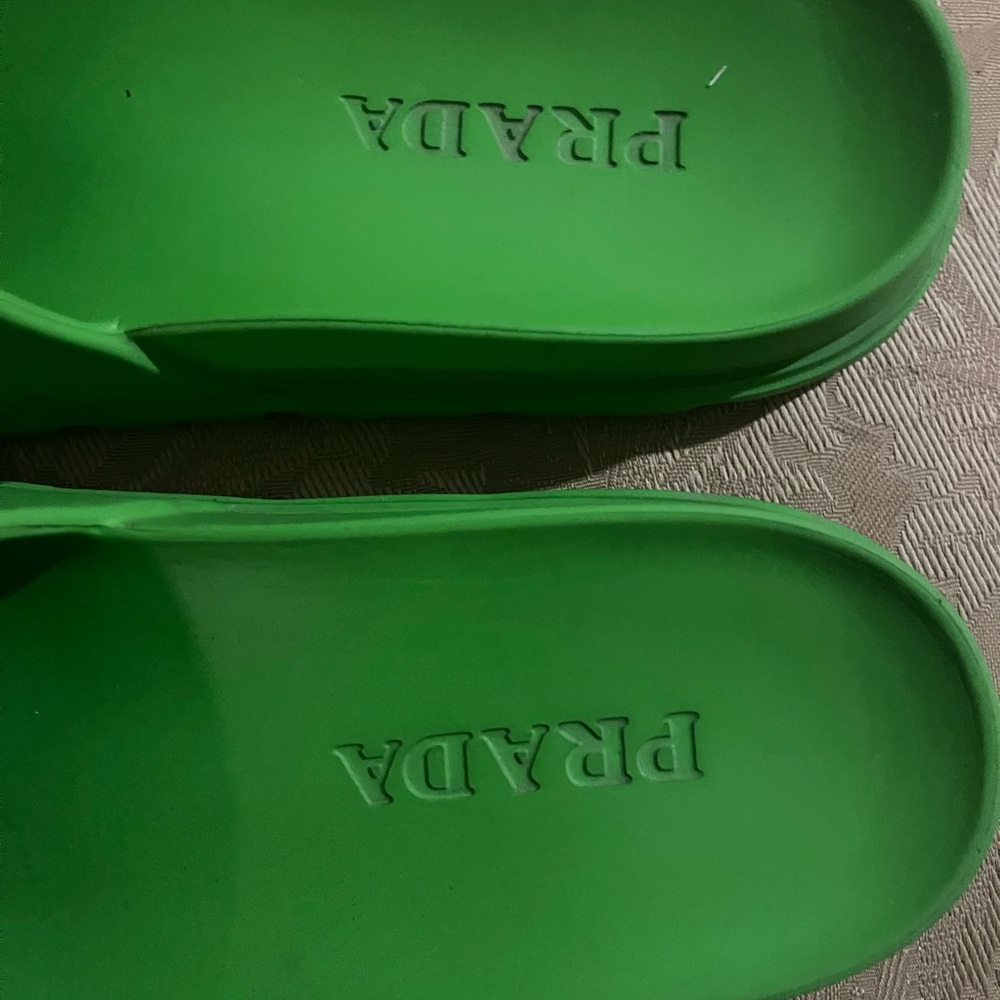 Prada lug sole slides- size 38 - Picture 4 of 6